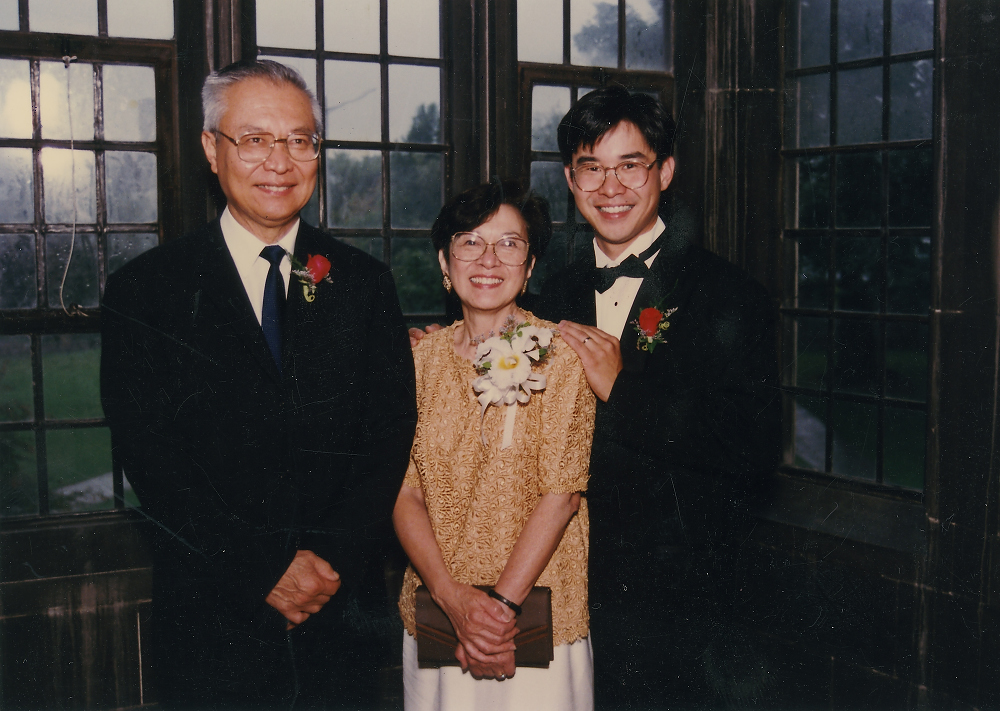 032 Mom and Dad wedding Sept 7, 1996.JPG